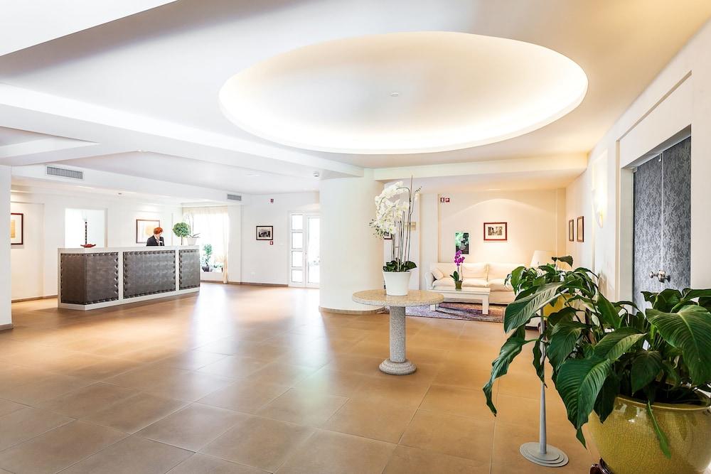 Margherita Hotel